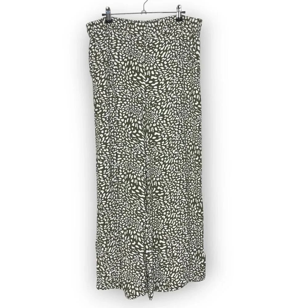 Ann Taylor Loft Wide Leg White Green Animal Print Crop Pants Women's Size Large